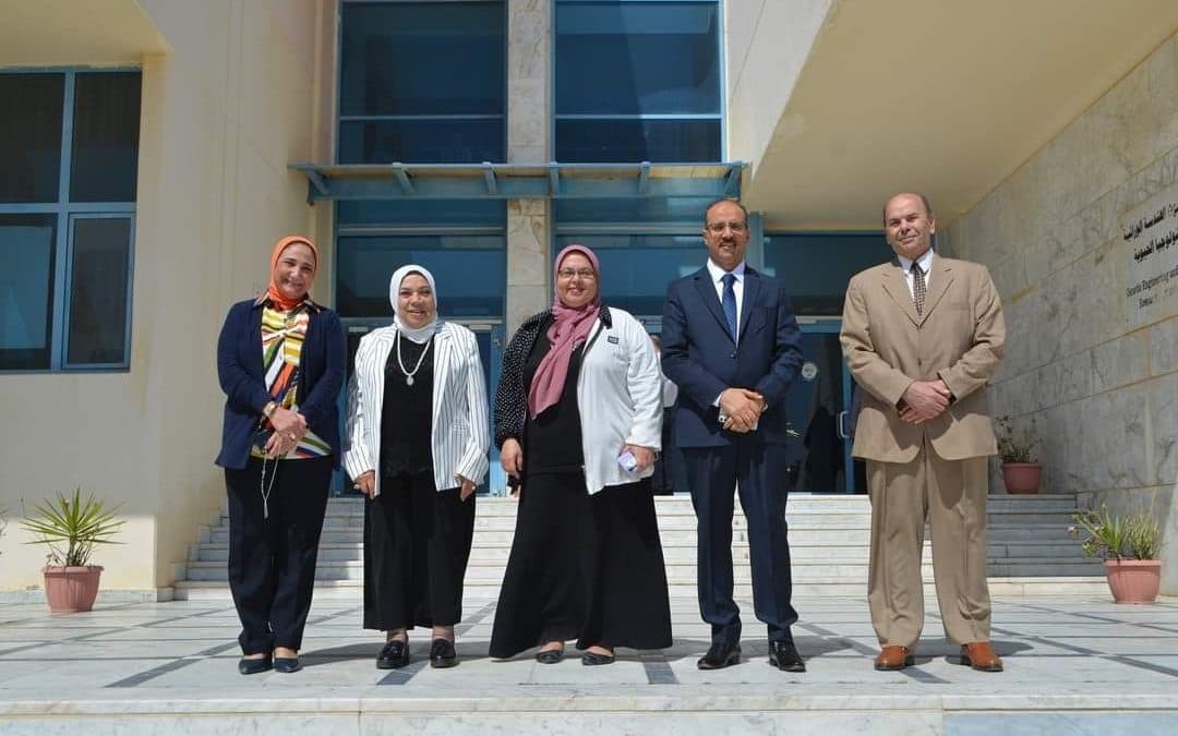 زيارة وفدا من الشركة العربية للصناعات الدوائية والمستلزمات الطبية – أكديما